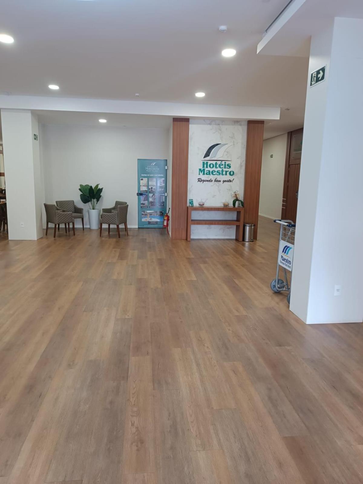 Maestro Executive Hotel *